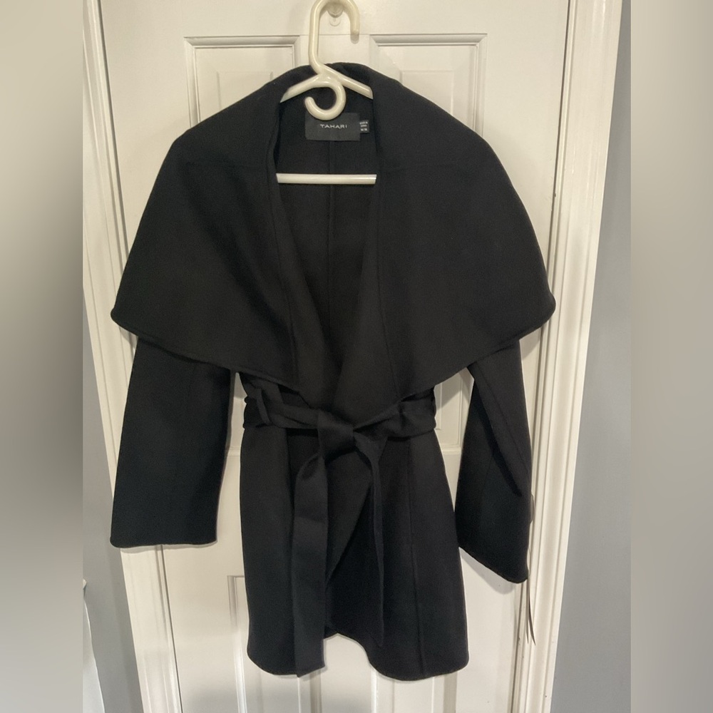 NWT Tahari Women’s Black Shawl-Collar Belted Wool Blend Wrap Coat Black Medium